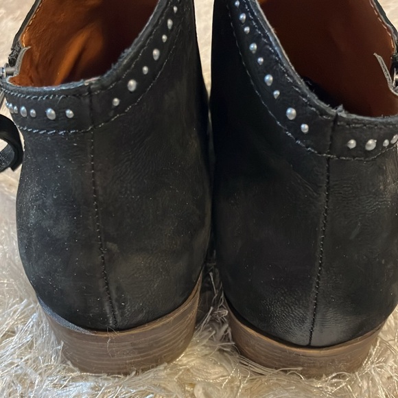Lucky Brand black suede heeled bootie ankle boots 8.5 - Picture 7 of 11